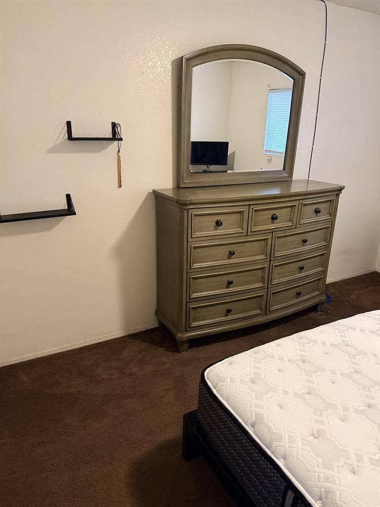 Furnished bedroom for rent