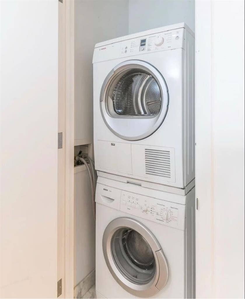 Private Room + 
Gym Avail