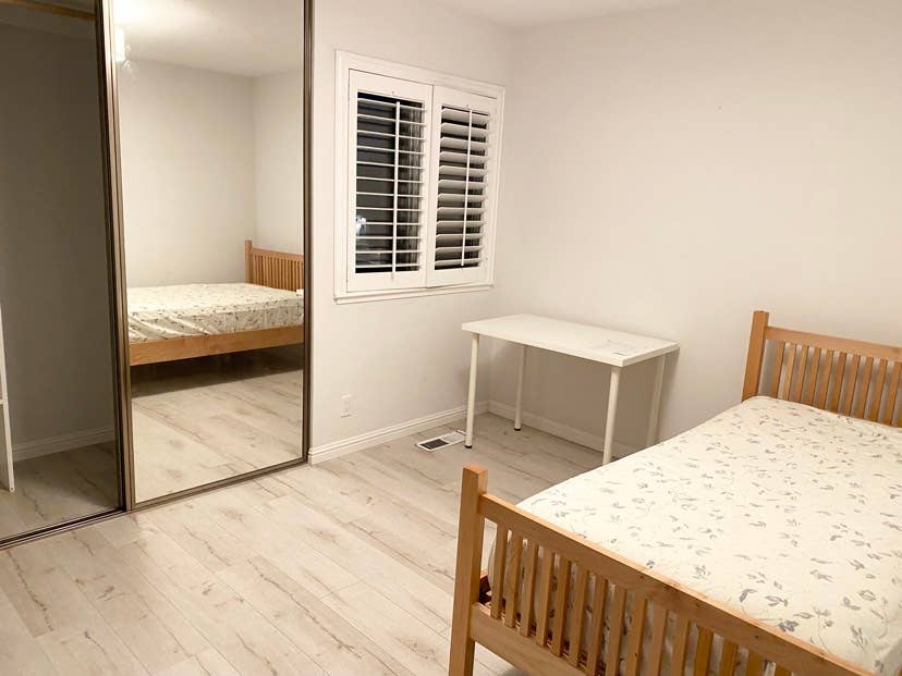 Female tenants only (Room for rent)