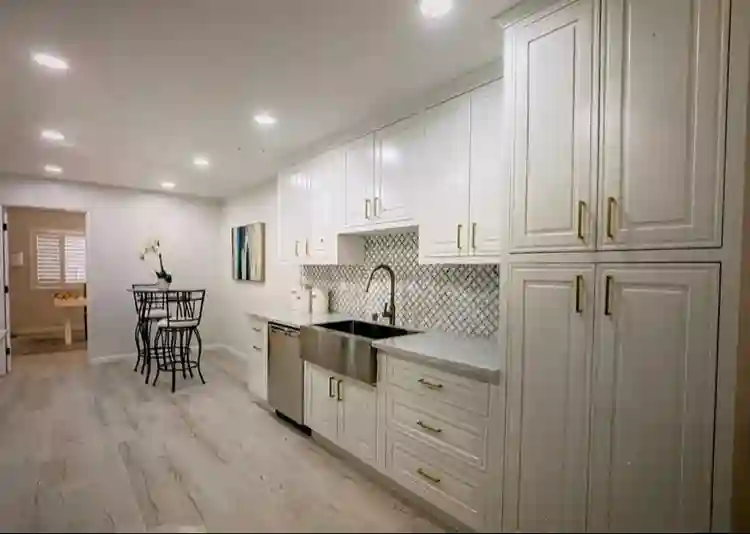 (Female tenant only) Room for rent