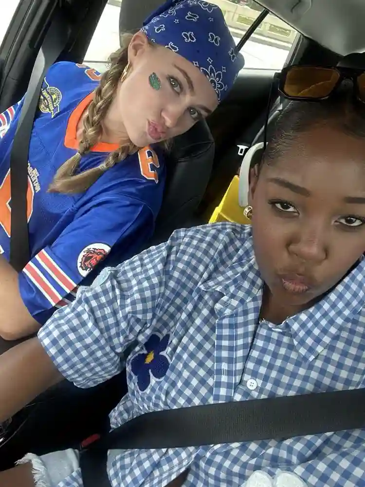 Looking for Roommate!! 😌