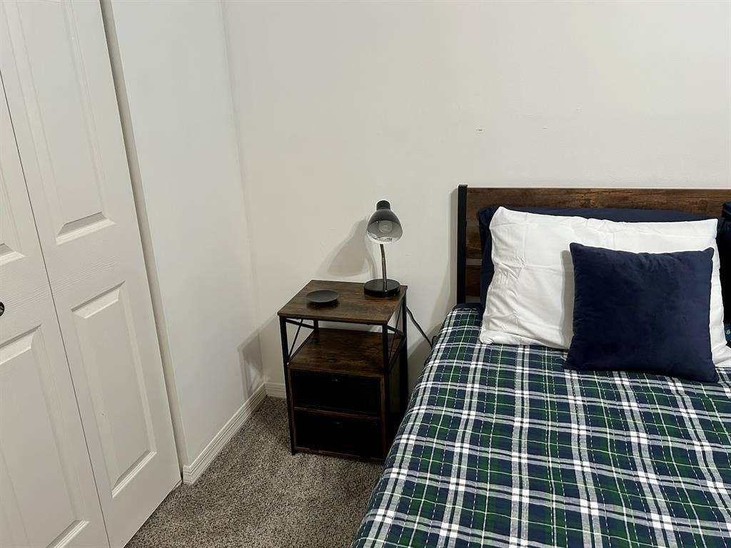 Room with private bath Boynton B.