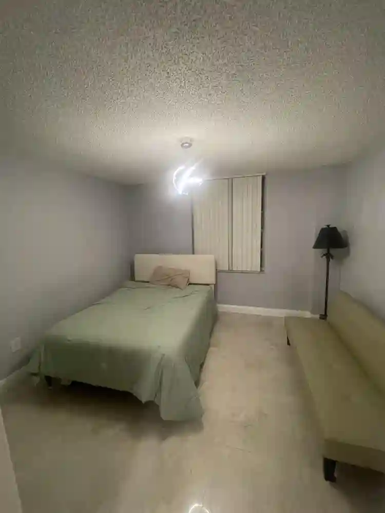 Looking for roomate in a condo