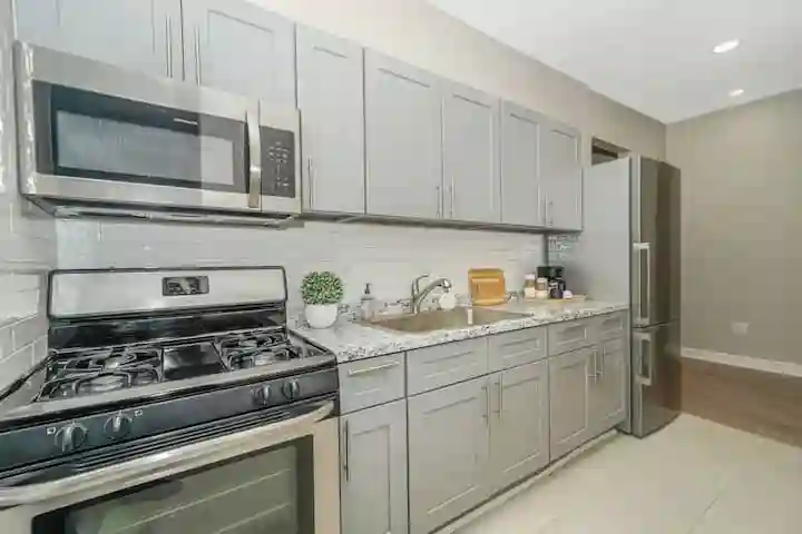 Spacious Room with Natural Light