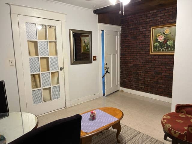 One private room for a J1 intern