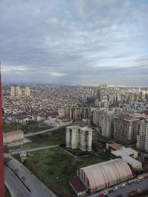 Ev arkadaşı arıyorum