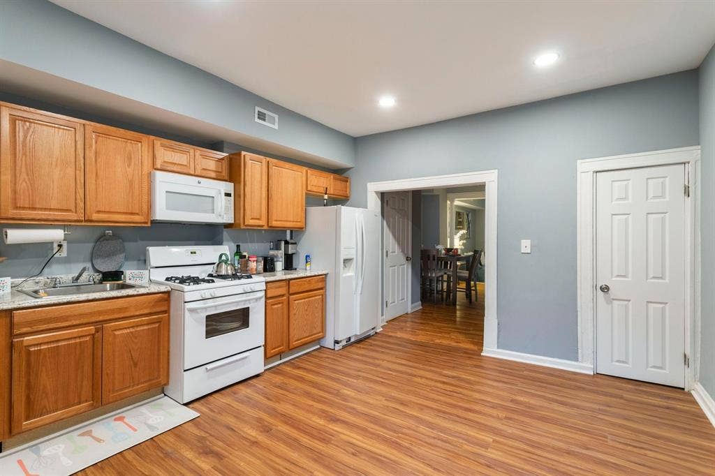 6 BR in Baltimore