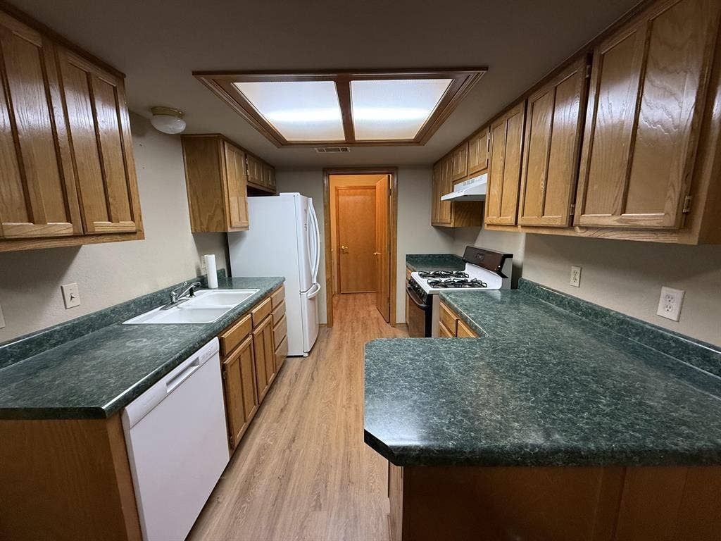 5 BR in Collinsville