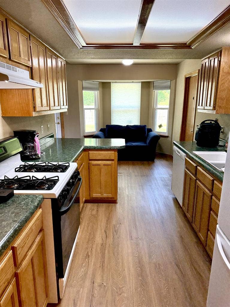 5 BR in Collinsville