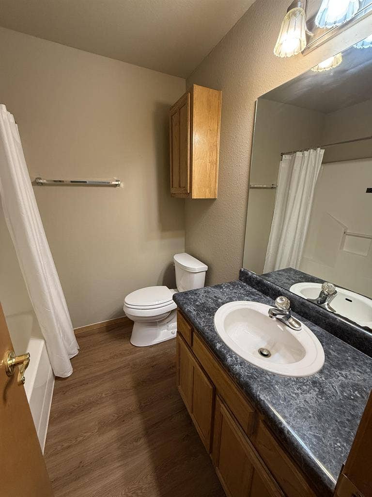 5 BR in Collinsville