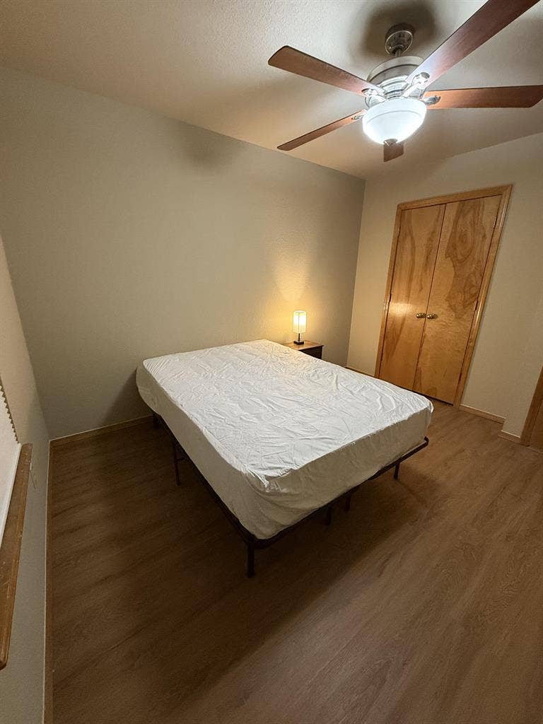 5 BR in Collinsville