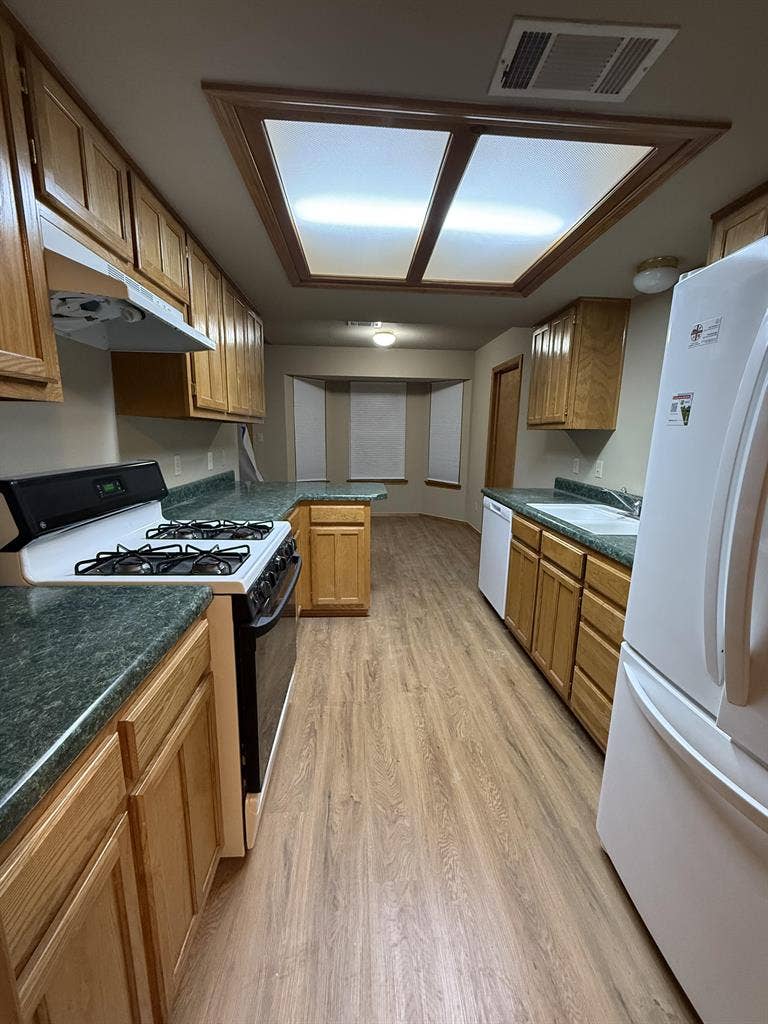 5 BR in Collinsville