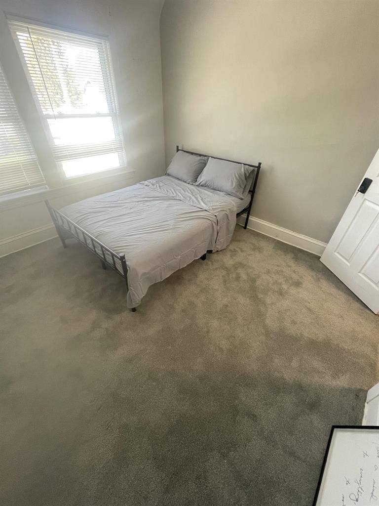 4 BR in Cleveland Heights