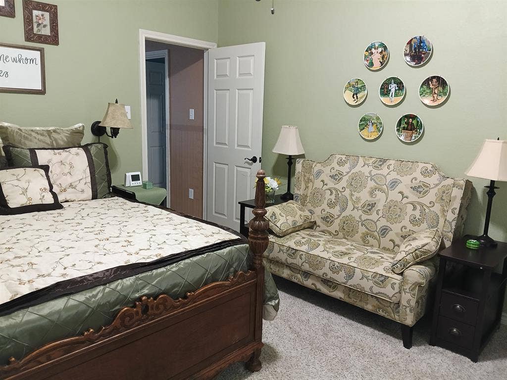 Spacious Room with Private Sink