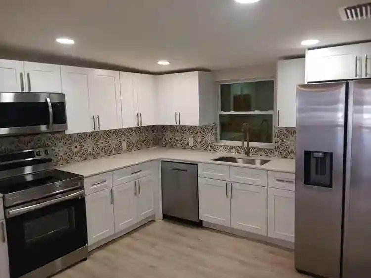 4 BR in St. Petersburg