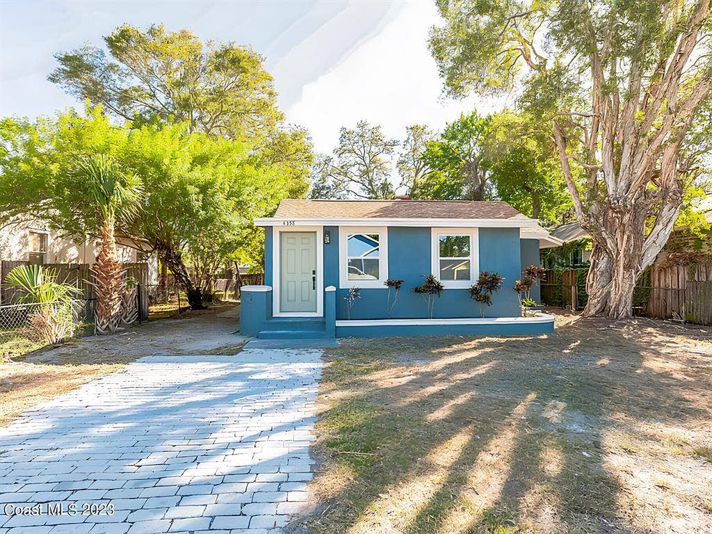 3 BR in St. Petersburg