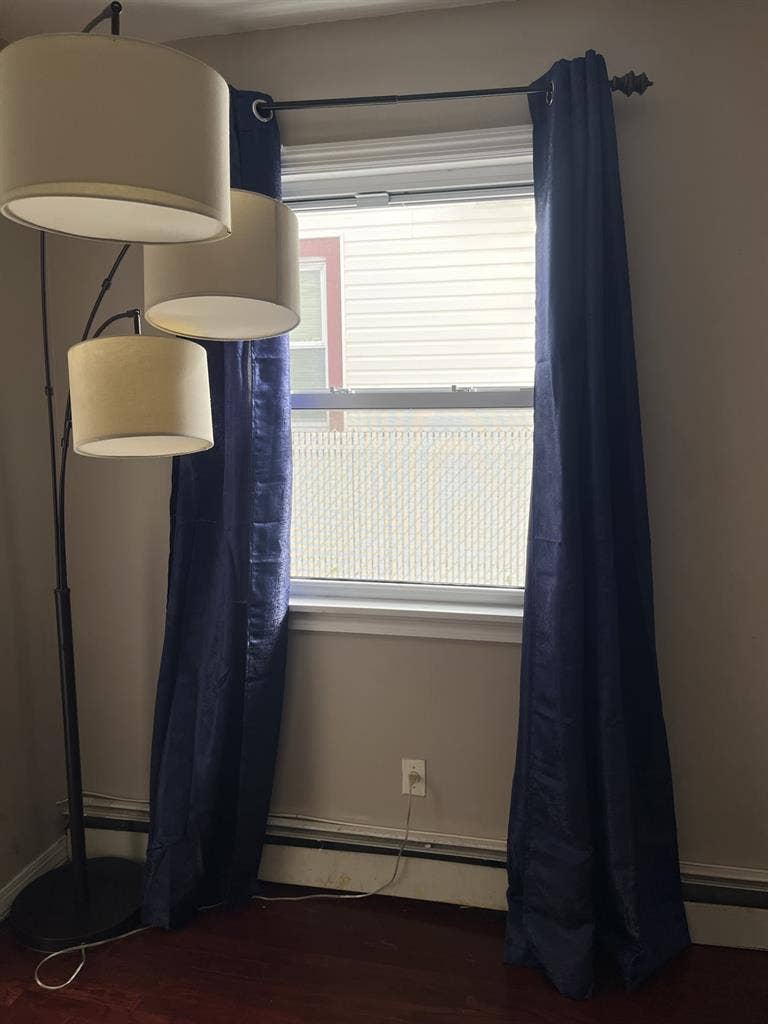 Female Roommate Wanted