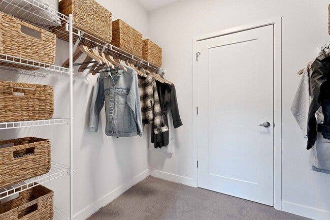 Sublease Metro | Starts Dec 1