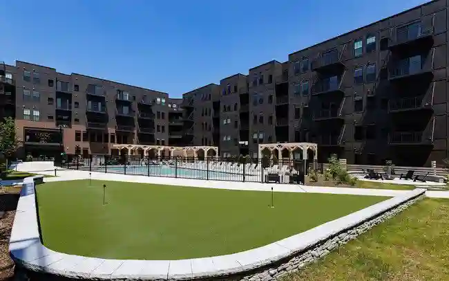 Sublease Metro | Starts Dec 1