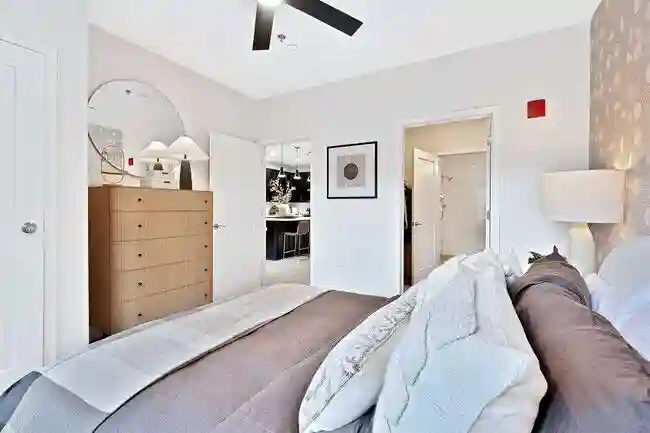 Sublease Metro | Starts Dec 1