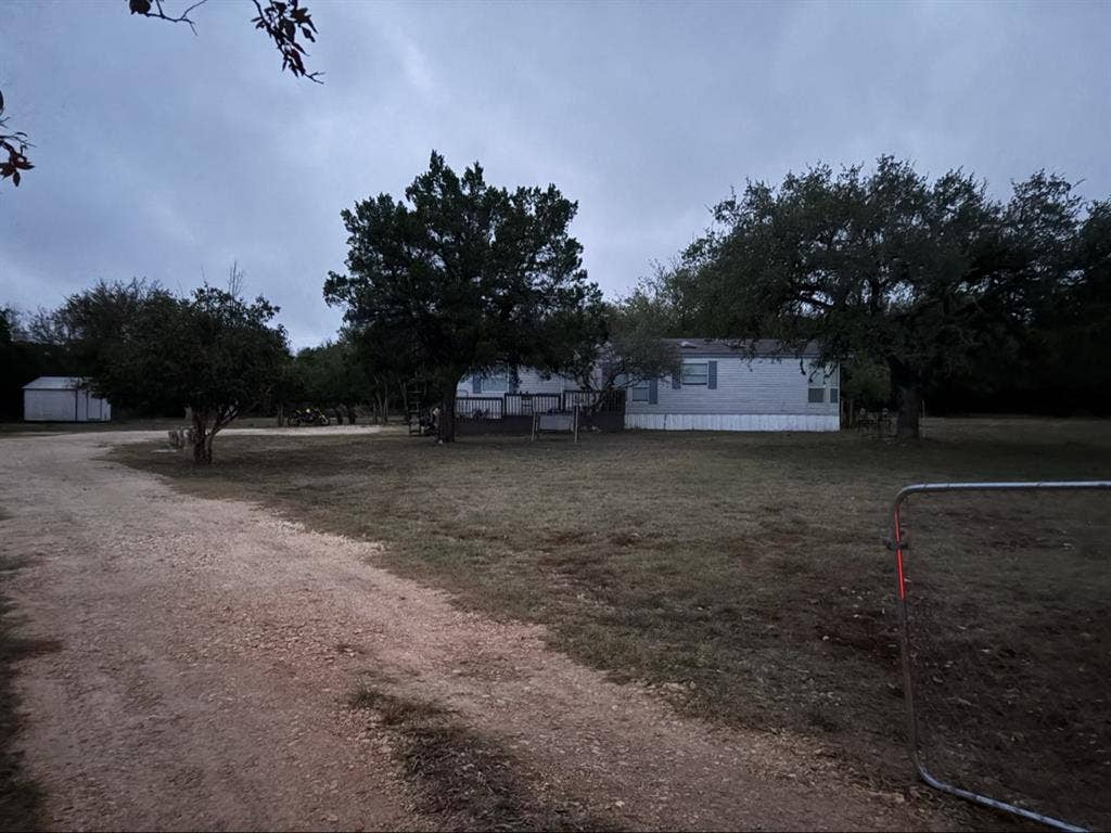 ✨ Room for Rent-Home Near TX State
