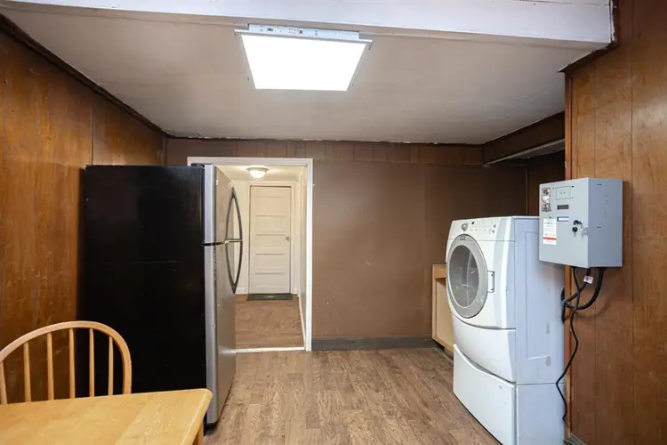 8 BR in Petersburg