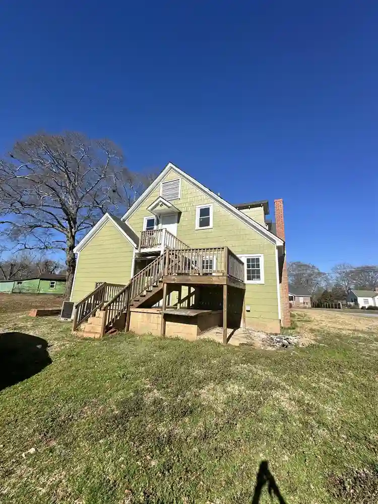 2 BR in Thomaston
