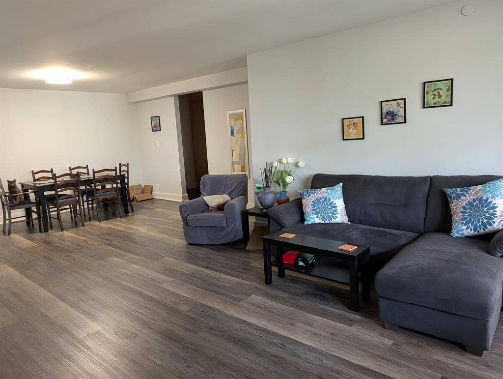 Master bed + bath - utilities incl.