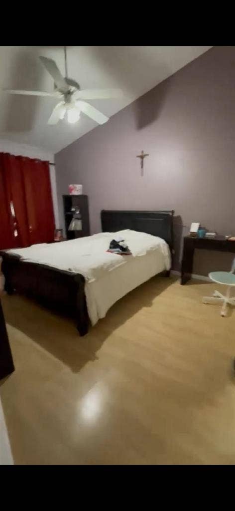 Master Bed/Bath with 1 Roomie