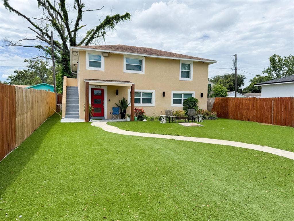 5 BR in St. Petersburg