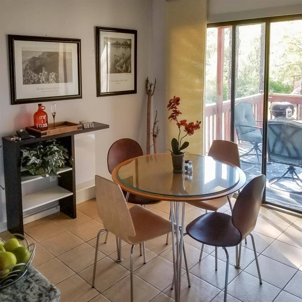 2 BR in Stone Mountain