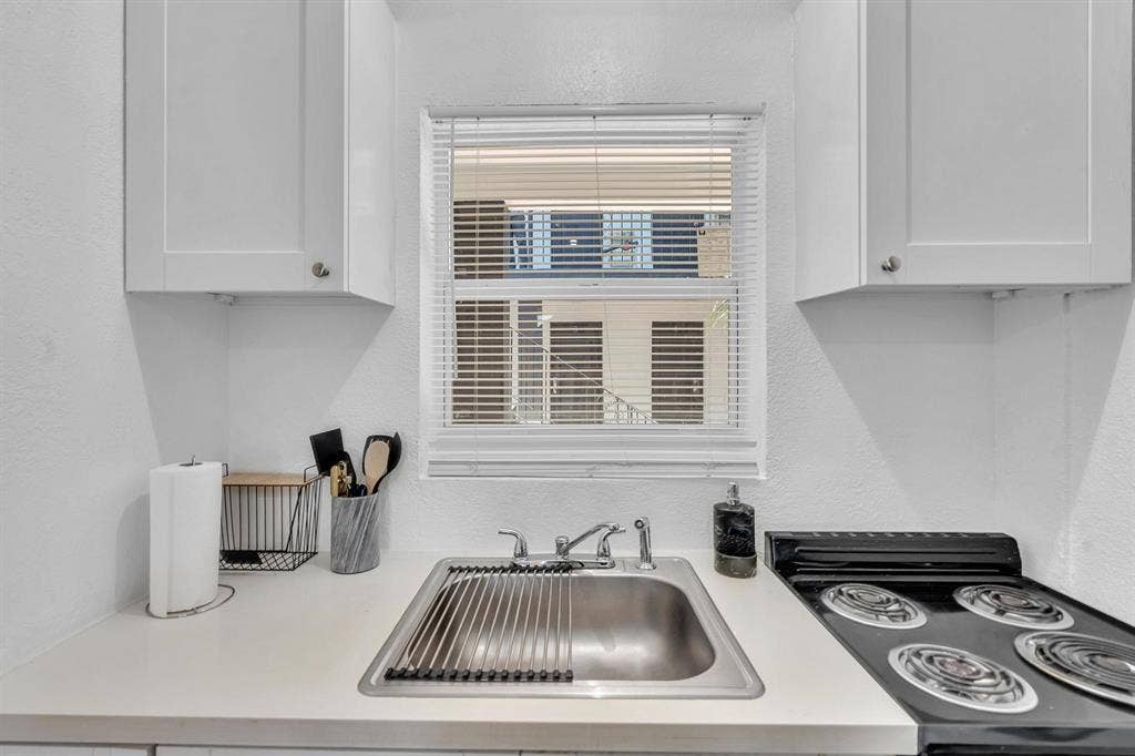2 BR in Miami