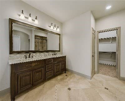 Master Suite in Flower Mound, TX