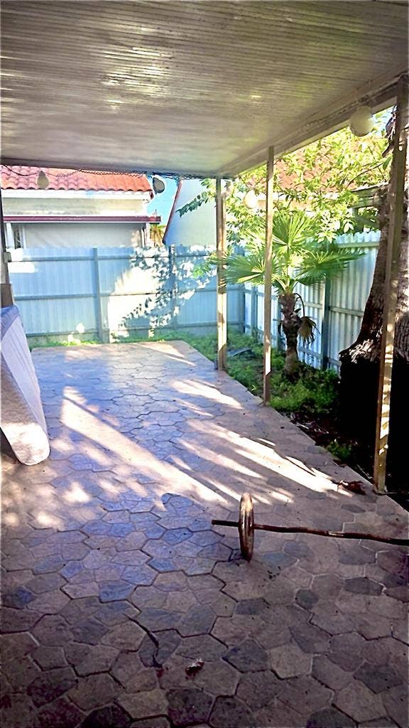 Spacious 3 BR Home w/ Loft Office -