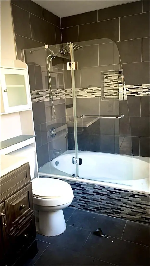 Spacious 3 BR Home w/ Loft Office -