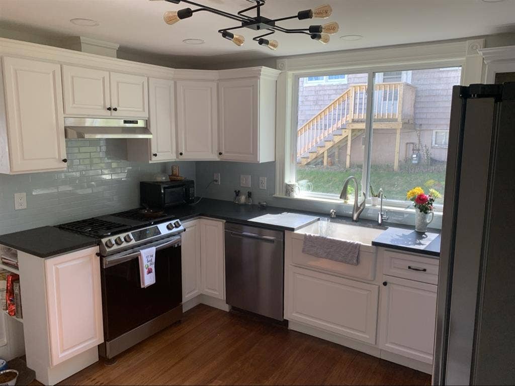 Quiet shared home - easy city acces