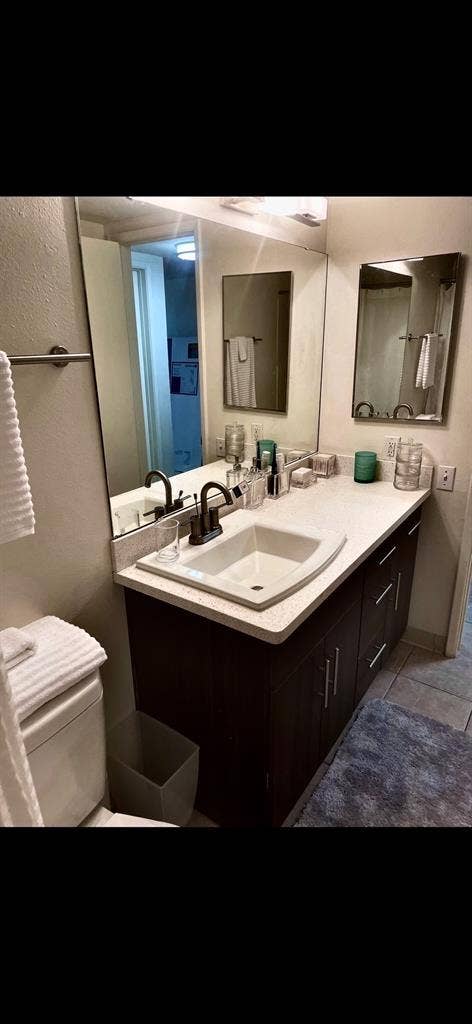 FURNISHED ONE BEDROOM.