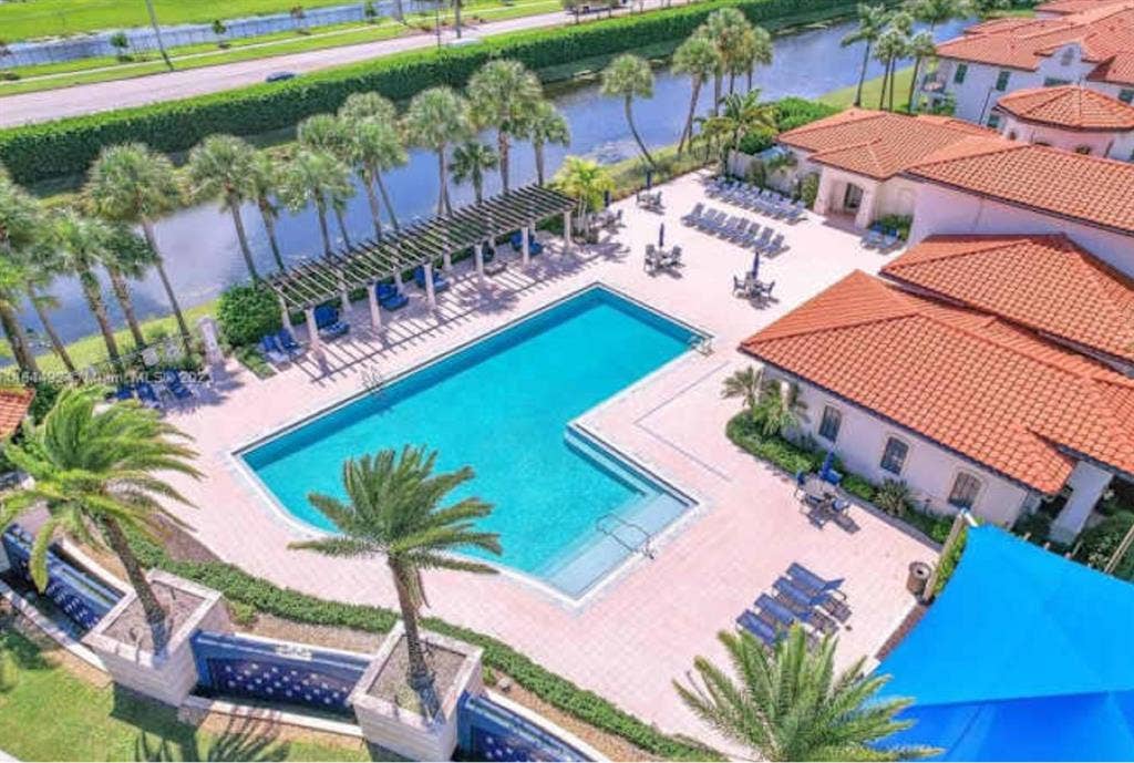 Private Bedroom/en-suite Bathroom