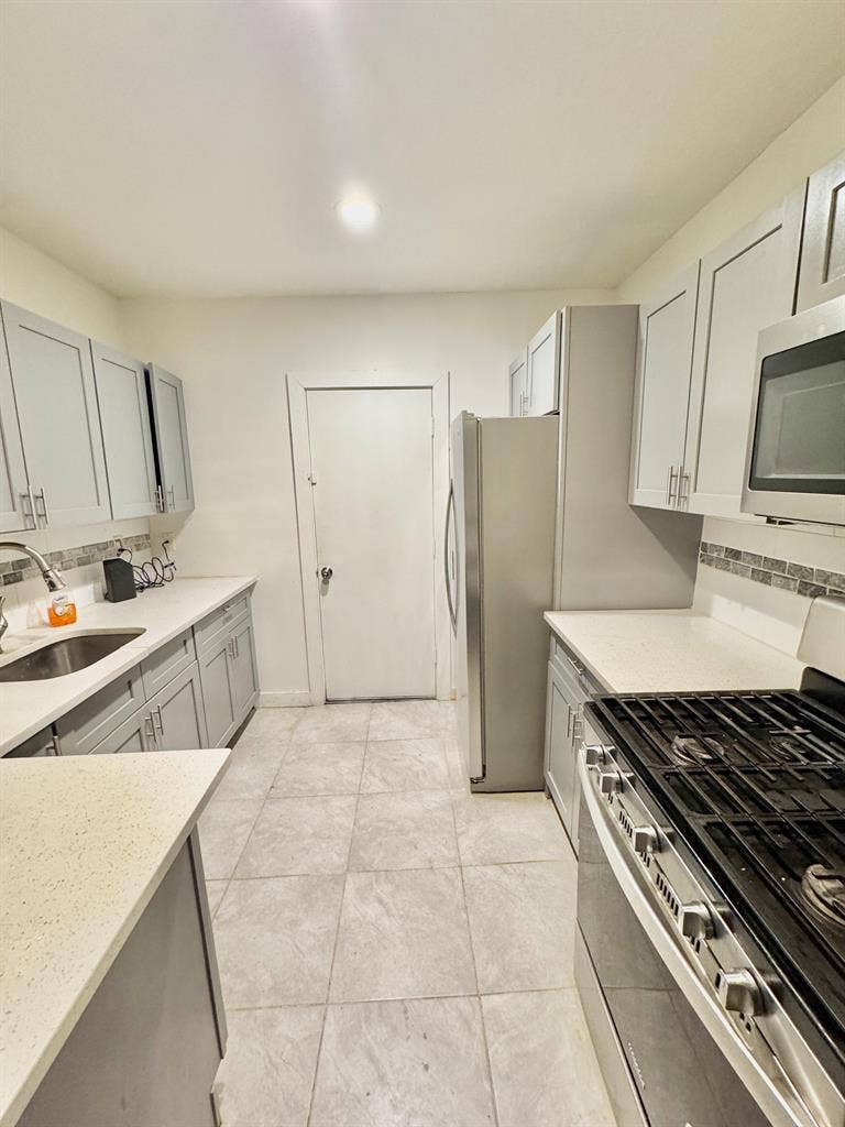 6 BR in Baltimore