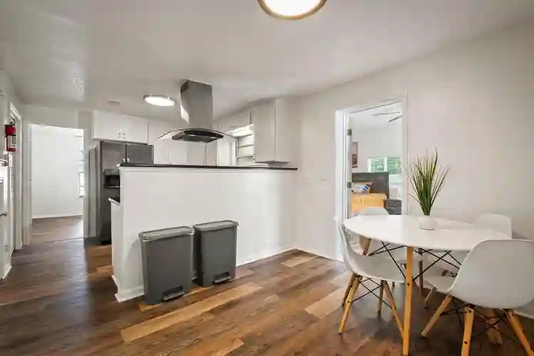 8 BR in Jacksonville