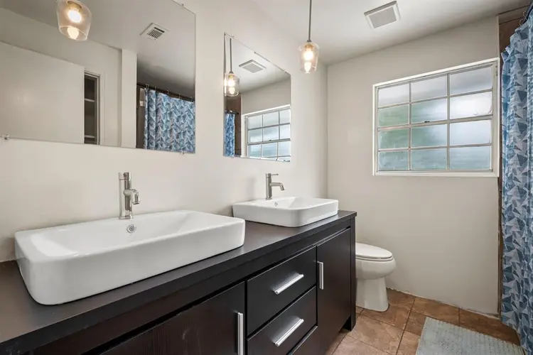 8 BR in Jacksonville