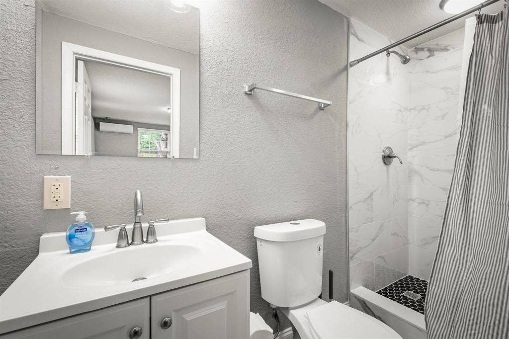 8 BR in Jacksonville