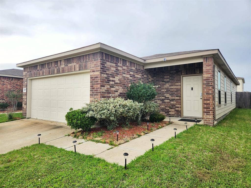 4 BR in Houston