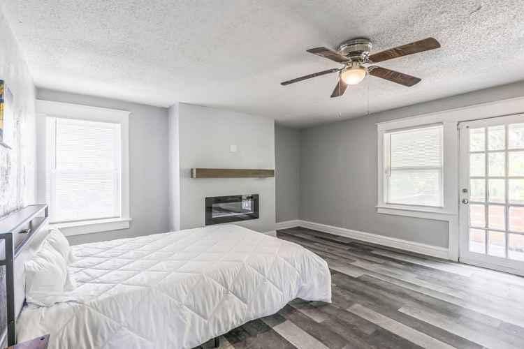 6 BR in Kansas City