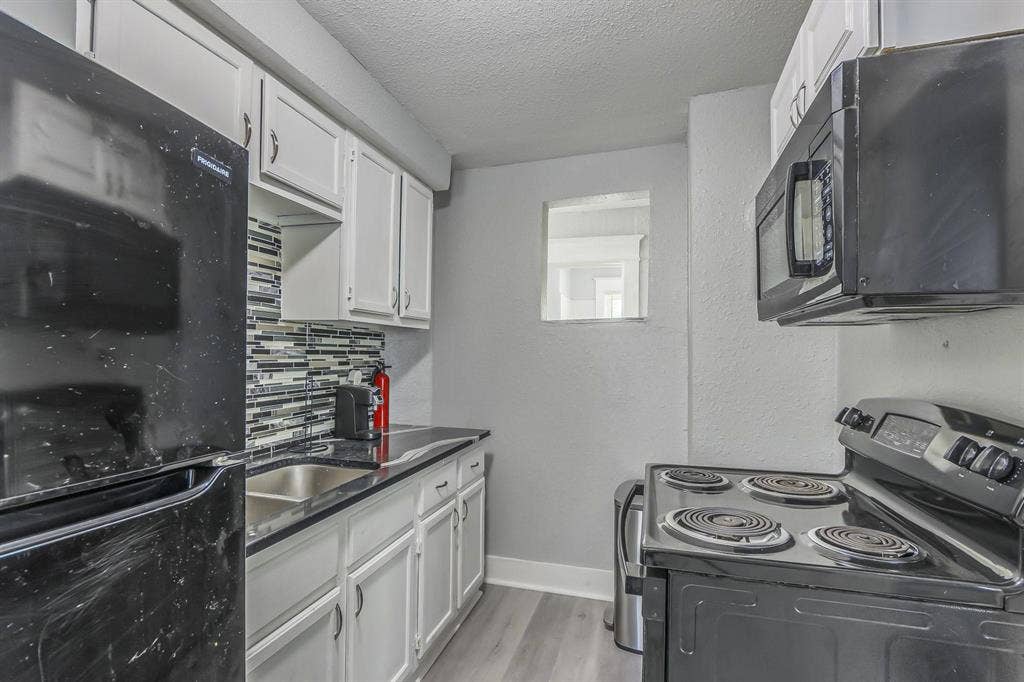 6 BR in Kansas City