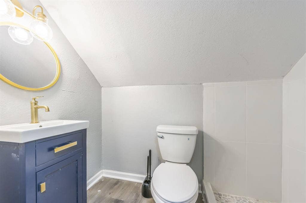 6 BR in Kansas City