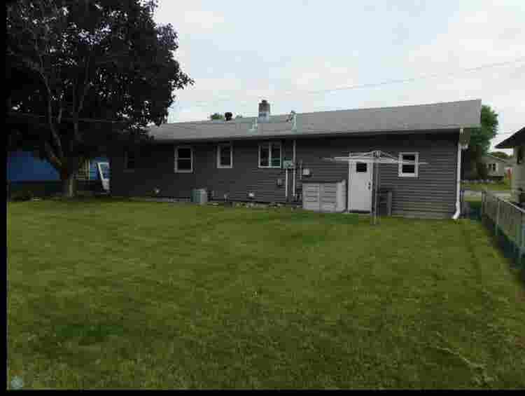 2 bedroom share space
 - Priv Home