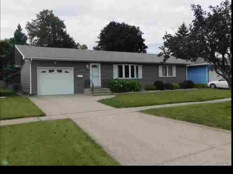 2 bedroom share space
 - Priv Home