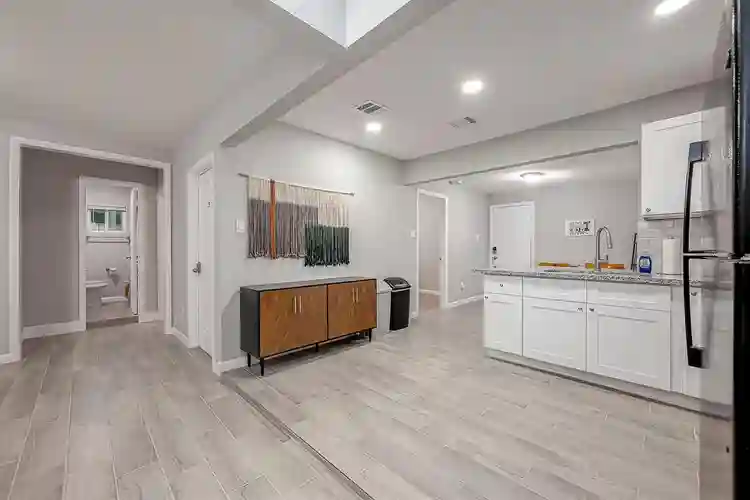 10 BR in Houston