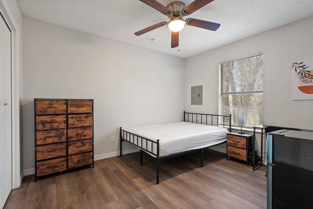 4 BR in Fort Worth